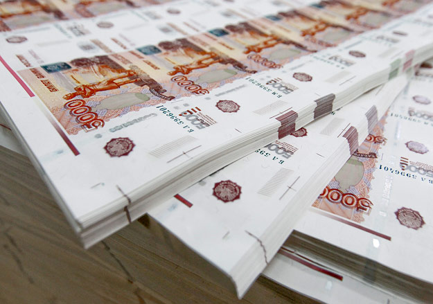 Россияне тратят на обслуживание кредитов треть своих доходов